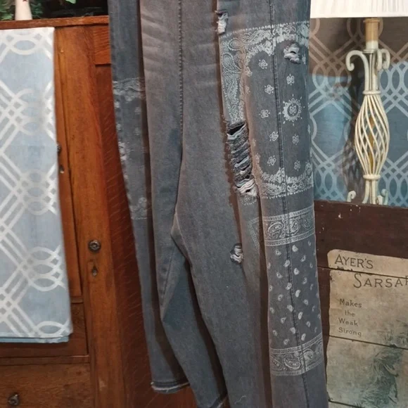 Gray Paisley Distressed Crop Denim Dungarees Bib Overall Jumper Oversized Lg - Picture 4 of 12